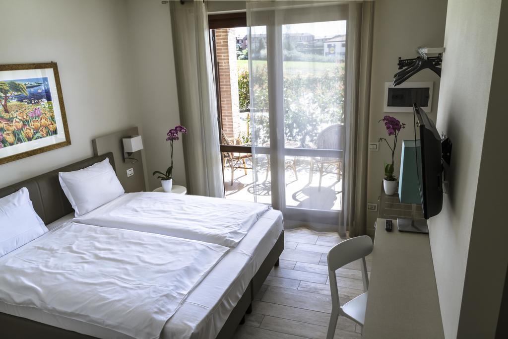 Hotel Relais Agli Olivi Lazise Exterior photo