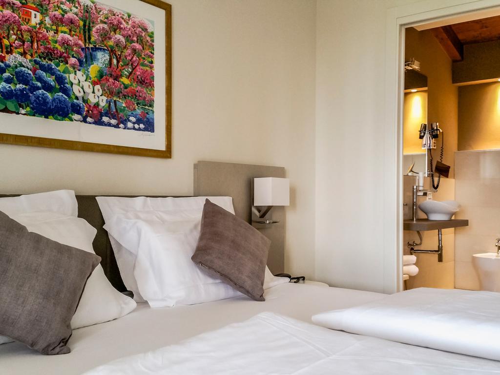 Hotel Relais Agli Olivi Lazise Exterior photo